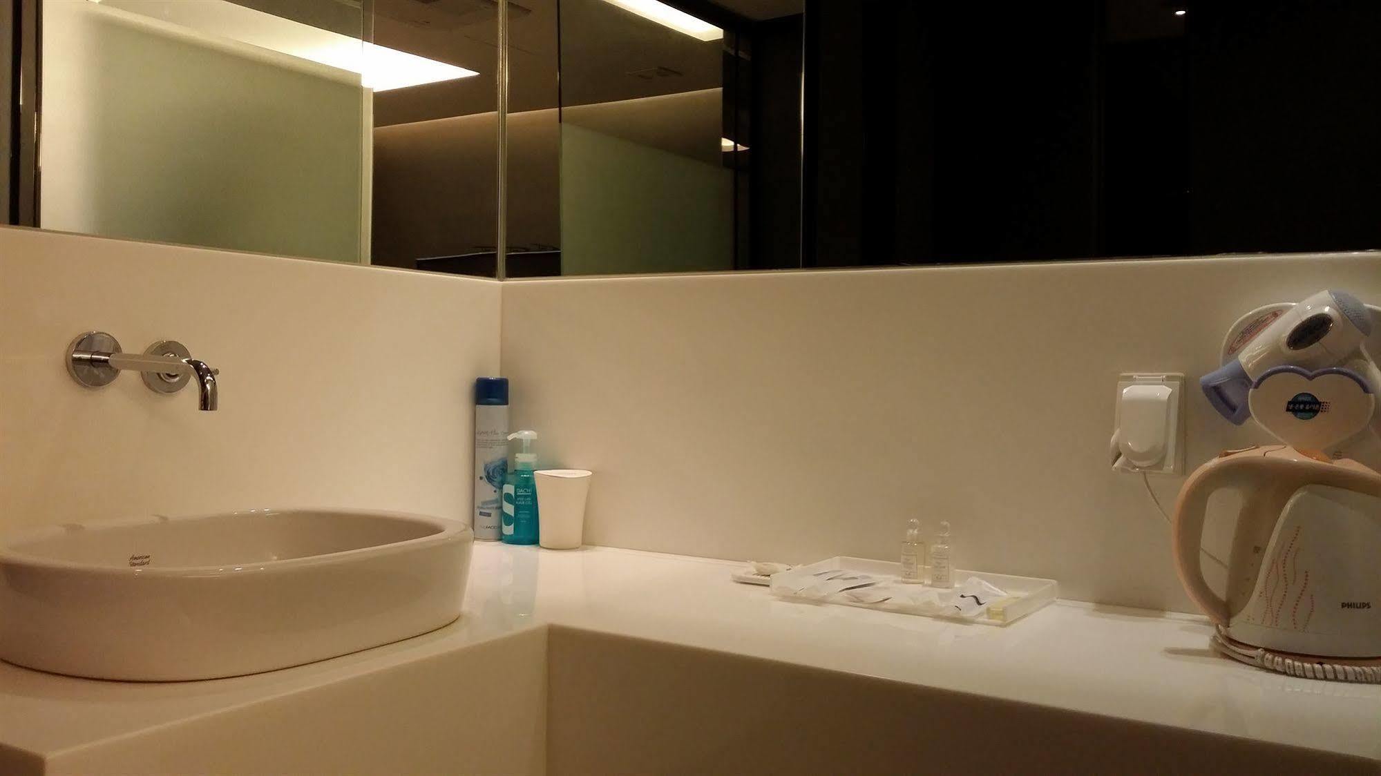 Hotel Oscar Suite Gunsan Esterno foto